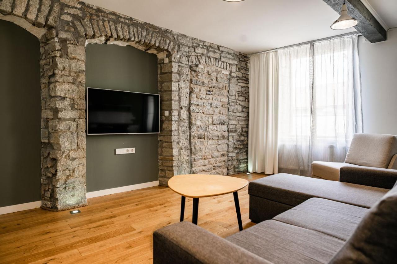 Johan Design & Spa Hotel Kuressaare Kültér fotó