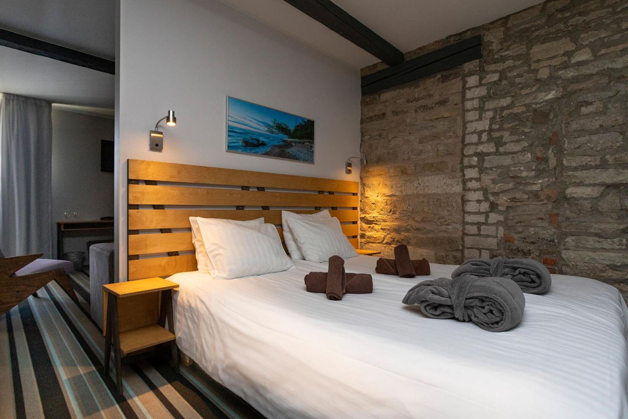 Johan Design & Spa Hotel Kuressaare Kültér fotó