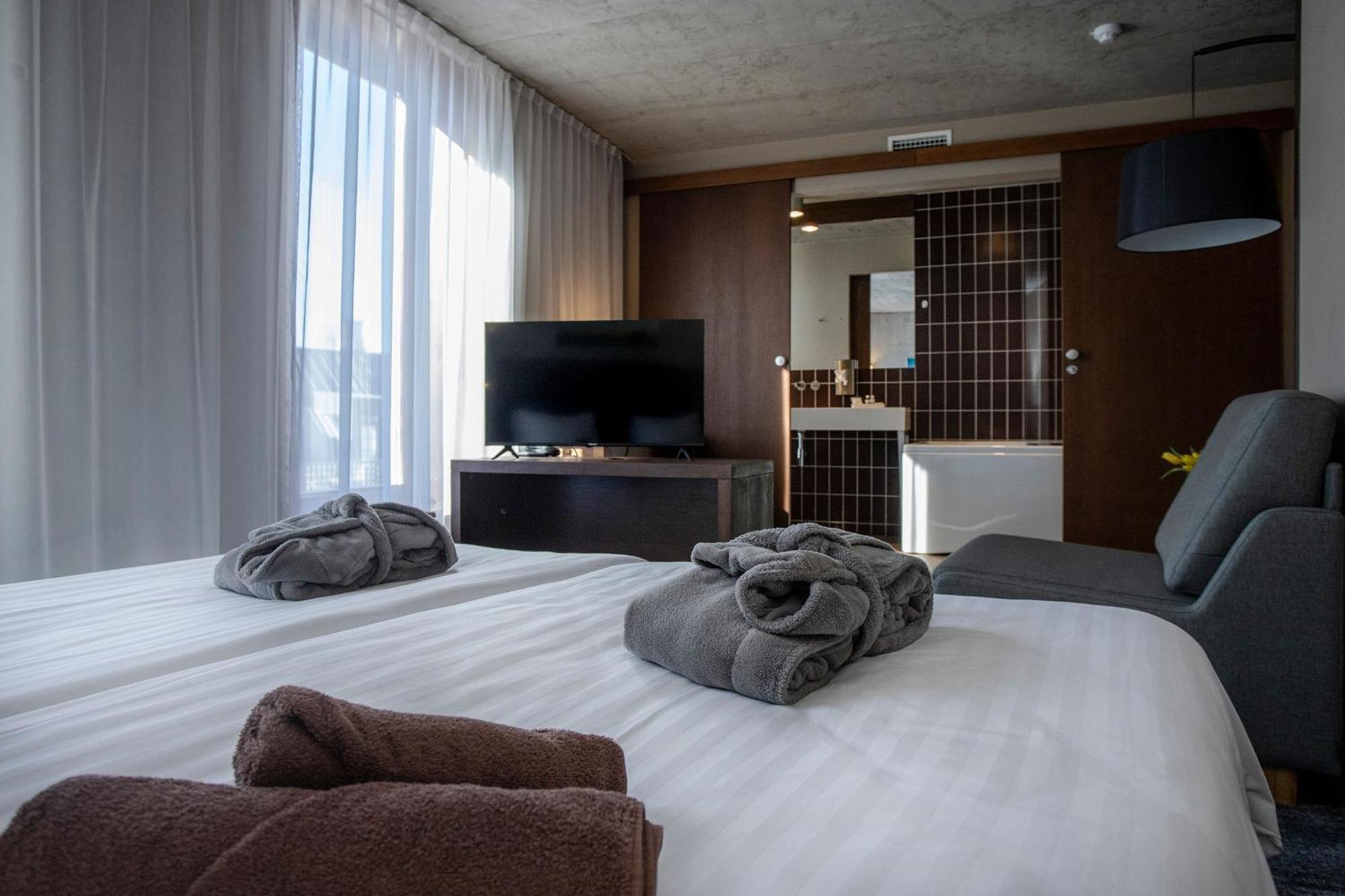 Johan Design & Spa Hotel Kuressaare Kültér fotó