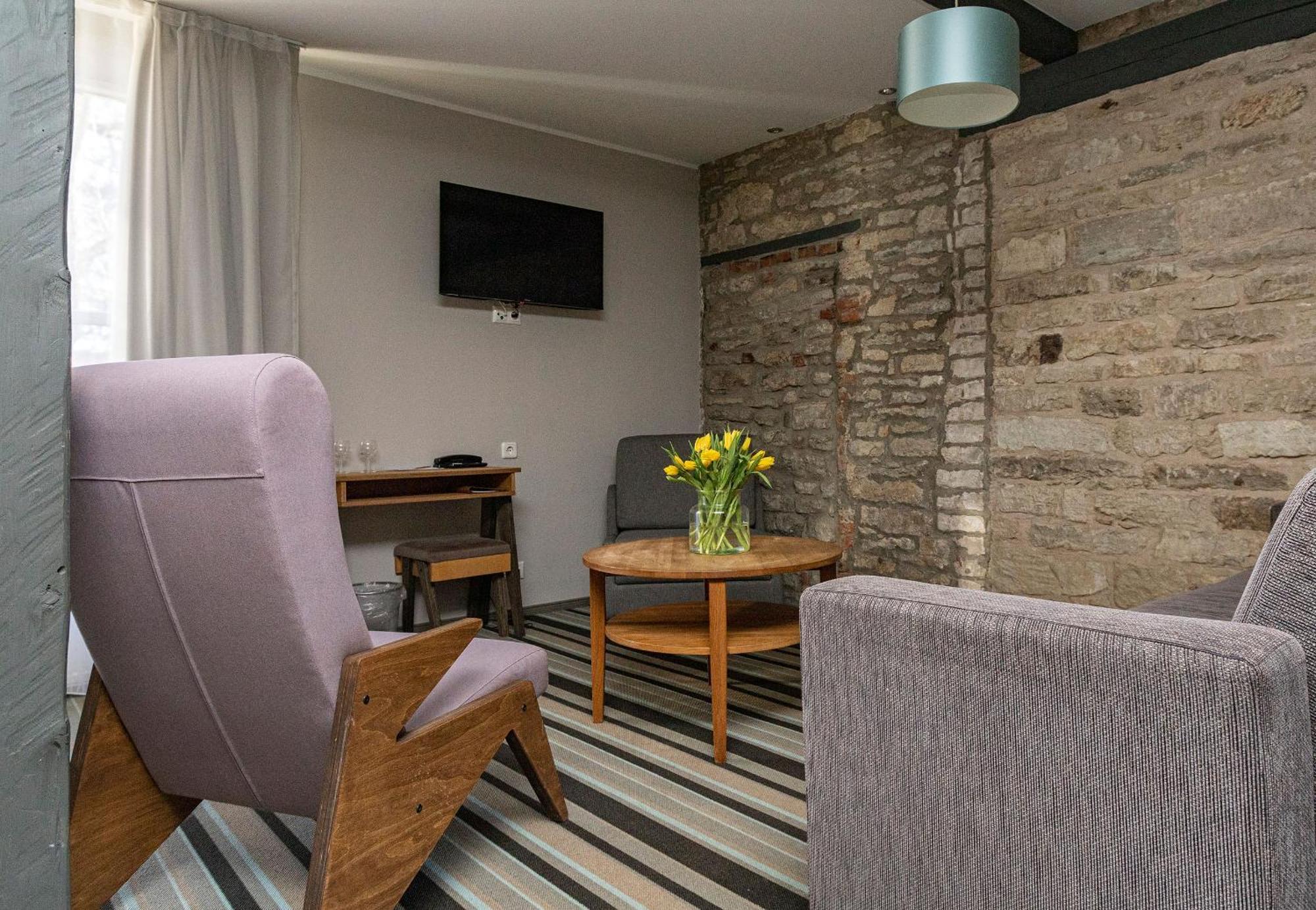 Johan Design & Spa Hotel Kuressaare Szoba fotó